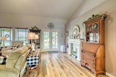 6776 E Greens Dr, Nampa, ID 83687 - photo 5