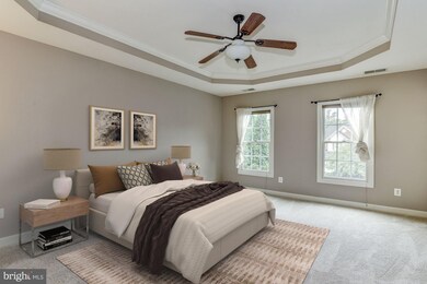 8622 James Creek Dr, Springfield, VA 22152 - photo 5