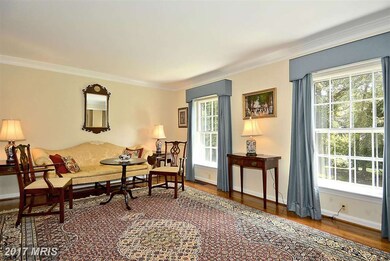 12214 Lake James Dr, Herndon, VA 20171 - photo 5