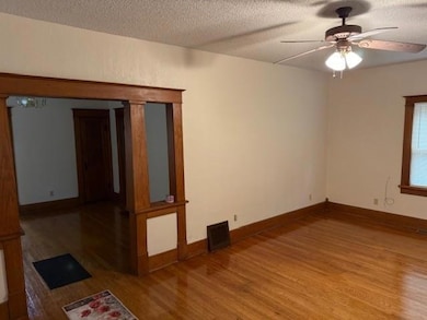 1520 S 20th St, Saint Joseph, MO 64507 - photo 3