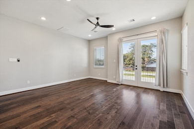 An Alternate View of the Family Room Highlighting