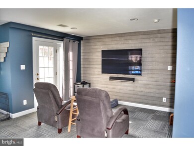 79 N Savanna Dr, Pottstown, PA 19465 - photo 5