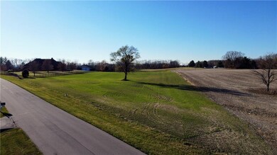 10802 S Auburn Hills Dr, Edinburgh, IN 46124 - photo 3