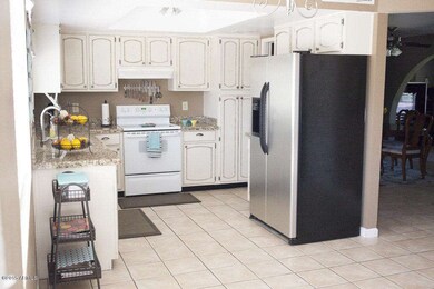 Kitchen opens to Eat in Area