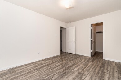 667 Fallow Ln, Alvin, TX 77511 - photo 5