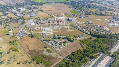 2147 Audubon Ave, Thibodaux, LA 70301 - photo 4