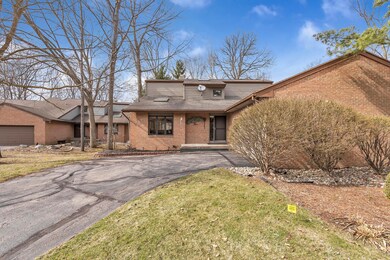 2362-Emerald-Forest-Circle-East-Lansing-