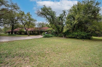 203 Eastwood Terrace Dr, Denison, TX 75020 - photo 3