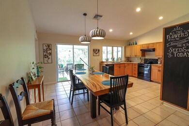 04-Dining Area