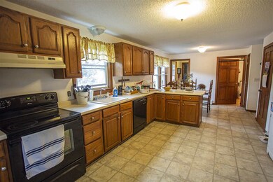 10 Walnut Hill Rd, Derry, NH 03038 - photo 3