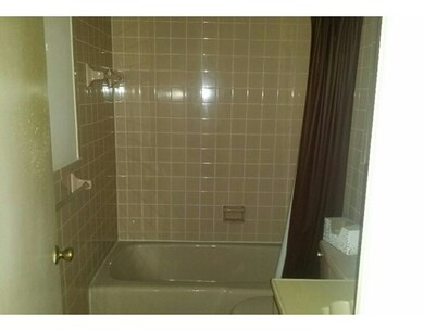 34 Hamilton Rd unit 503, Arlington, MA 02474 - photo 3