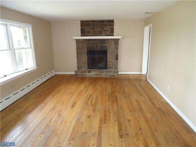 569 Deep Run Rd, Perkasie, PA 18944 - photo 4