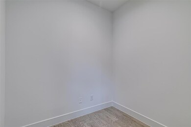 6028 Lewis St unit 204, Dallas, TX 75206 - photo 6