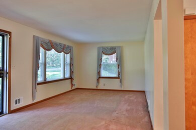 8417 Pennsylvania Run Rd, Louisville, KY 40228 - photo 3