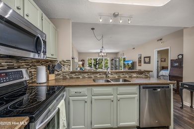 1221 Tidewater Dr unit 1922 Teal Lake, North Myrtle Beach, SC 29582 - photo 6