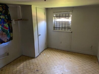 4509 Falls St, Houston, TX 77026 - photo 7