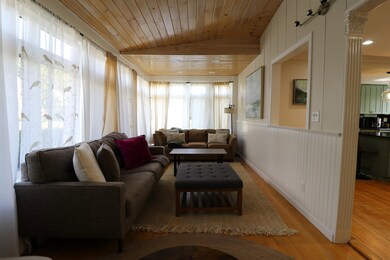 1952 Quechee Main St unit Main House, Hartford, VT 05001 - photo 3