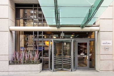 240 E 86th St unit 9-N, New York, NY 10028 - photo 5