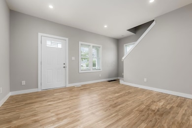 310 S Ogden Ave, Columbus, OH 43204 - photo 4