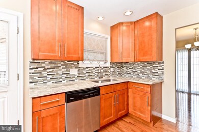 8608 Snowden Loop, Laurel, MD 20708 - photo 7