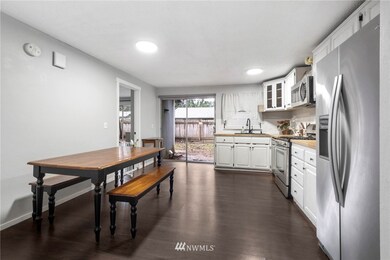 19522 SE 261st St, Covington, WA 98042 - photo 3