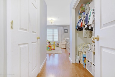 210 Wedgewood Cir, Belford, NJ 07718 - photo 3