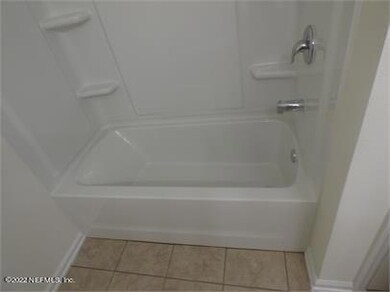 3058 Hawks Hill Ln, Jacksonville, FL 32216 - photo 2