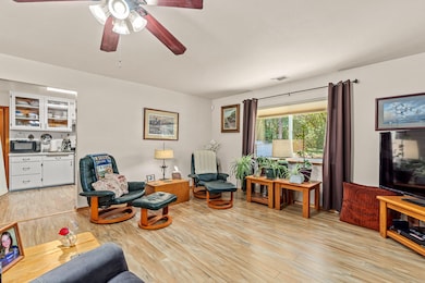 4500 Azalea Dr, Grants Pass, OR 97526 - photo 6