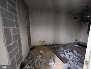 922 N Calhoun St, Baltimore, MD 21217 - photo 4