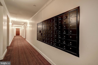 The Griffin Condominium unit 707, Washington, DC 20037 - photo 3