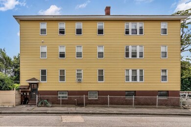 10 Imperial Rd, Worcester, MA 01604 - photo 2