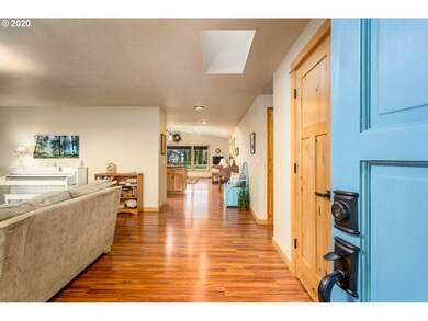 13430 SW McCabe Chapel Rd, McMinnville, OR 97128 - photo 5