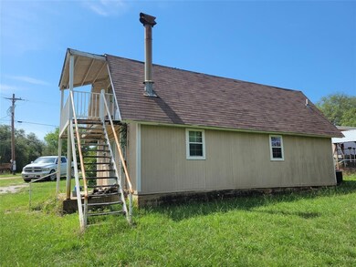 148 Broken Arrow, Comanche, TX 76442 - photo 4