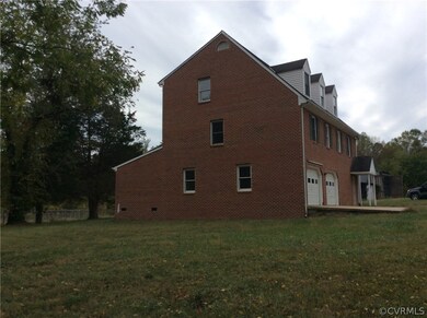 5613 Old Buckingham Rd, Powhatan, VA 23139 - photo 2