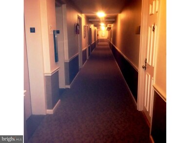 346 E Lancaster Ave unit 308, Wynnewood, PA 19096 - photo 7