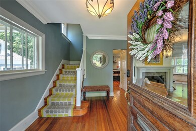 95 Elmgrove Ave, Providence, RI 02906 - photo 3