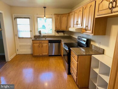 2722 E Riding Dr, Wilmington, DE 19808 - photo 3