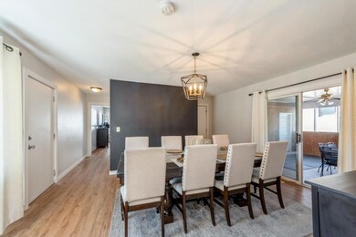 1544 Amarillo Dr, Carpentersville, IL 60110 - photo 4