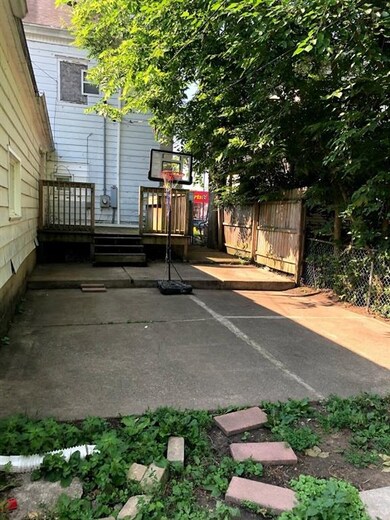 Backyard patio deck