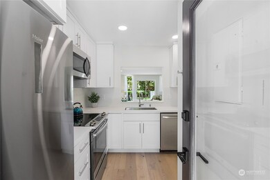 17001 Inglewood Rd NE unit N103, Kenmore, WA 98028 - photo 7