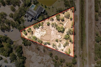 1514 Woods Dr, Mission, TX 78572 - photo 5