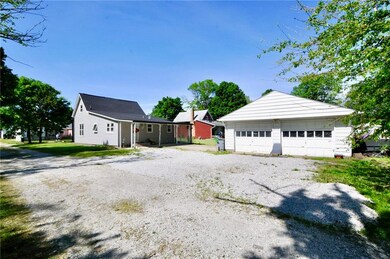 2108 N B St, Elwood, IN 46036 - photo 5