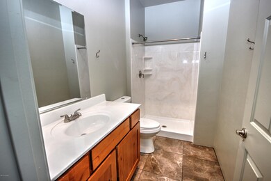 2537_bath1a