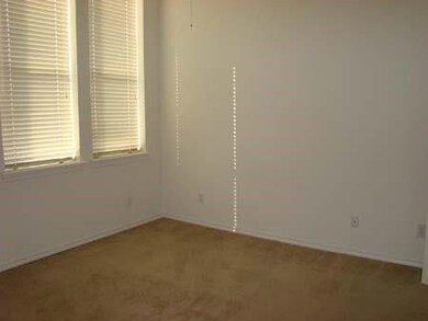 215 N Dallas St unit C, Ennis, TX 75119 - photo 5