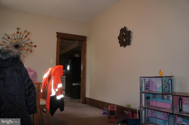 315 Sherman St, Gloucester City, NJ 08030 - photo 7