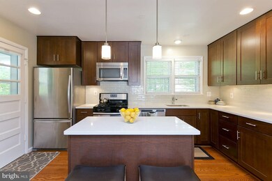 3304 Potterton Dr, Falls Church, VA 22044 - photo 3