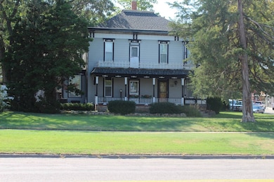 702 Washington St, Concordia, KS 66901 - photo 3