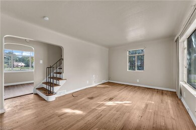 18815 Libby Rd, Maple Heights, OH 44137 - photo 3