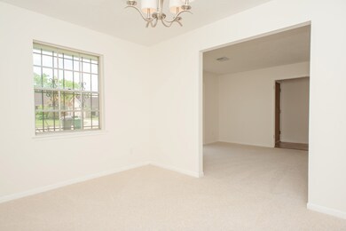 9951 Kirkdale Dr, Houston, TX 77089 - photo 7