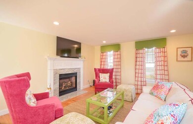 Gas Fireplace in LR